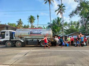 Philippine Red Cross deploys its water tanker and hot meals to flood-hit Misamis Occidental